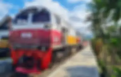 Penumpang Kereta Api Wajib Tahu, Simak Berikut Ini Syarat Terbaru Berpergian Naik Kereta Api Jarak Jauh dan Lokal Berlaku hingga 9 Agustus 2021