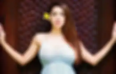 Biodata Artis Angel Karamoy, Si Bidadari yang Sukses Rajai Semua Profesi di Dunia Hiburan Hingga Nyaris Jadi Korban Santet Orang Sirik