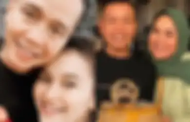 Jadi Orang Pertama yang Bela Ayu Ting Ting, Borok Umi Kalsum Justru Dikuliti Habis Sosok Ini Sampai Sebut Ayah Rozak Bukan Ayah Kandung Sang Biduan