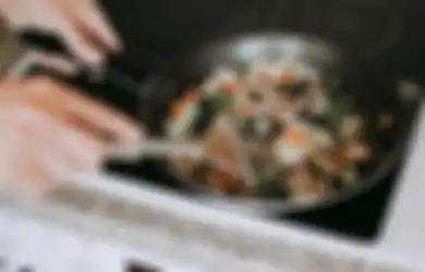 Tak Melulu Bahaya Bagi Kesehatan Tubuh Jika Menumis Makanan Tanpa Minyak dengan Trik Jitu Ini