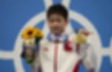 Tampil Sempurna hingga Berhasil Sabet Medali Emas di Olimpiade Tokyo 2020, Atlet 14 Tahun Ini Akui Belum Pernah ke Taman Hiburan, Alasannya Bikin Haru!