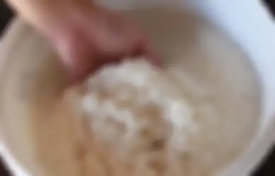 Punya Kebiasaan Mencuci Beras Langsung di Panci Rice Cooker? Hentikan Sekarang Juga! Seisi Rumah Bisa Alami Hal Mengerikan Ini