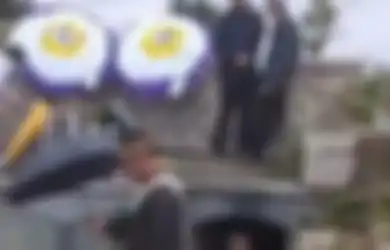 Tak Kebagian Warisan, Pasangan Ini Nekat Lakukan Aksi Memalukan di Pemakaman Orang Tuanya, Nasibnya Sungguh di Luar Dugaan