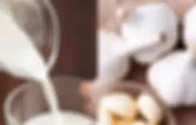 Tak Hanya Enak dan Sehat, Campuran Susu dan Bawang Putih Ternyata Simpan Manfaat Luar Biasa dan Tak Terduga ini pada Tubuh, Simak Cara Buatnya