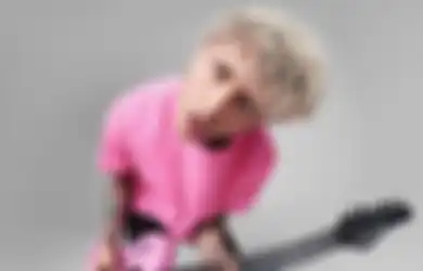 Cuek dengan Segala Kabar Miring Tentang Dirinya, Machine Gun Kelly: Gue Bakal Ngerilis Dua Album Tahun Ini
