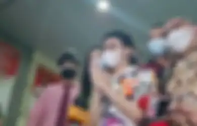 Dinilai Tidak Kooperatif Hingga Ditangkap Paksa, Ini Alasan Dokter Richard Lee Akhirnya Boleh Pulang dan Tidak Dikenai Wajib Lapor, Pengacara Singgung Hal Mengejutkan Soal Nasib Kliennya!