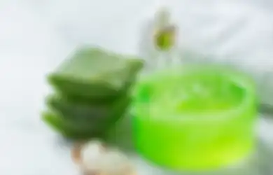 Bikin Melongo Kaum Hawa, Rutin Gosokkan Lidah Buaya Beku ke Kulit Bakal Dapat Hal Menakjubkan Ini