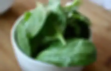 Emak-emak Seantero Negeri Wajib Tahu, Masak Sayur Bayam dengan Cara Ini Ternyata Bisa Membahayakan Tubuh