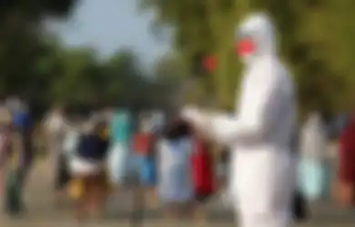 Pimpin Upacara HUT ke-76 RI di RS Covid-19, Ganjar Pranowo Ungkap Tampil Beda Kenakan Hazmat karena Alasan Menyentuh Ini