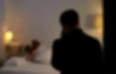Istri Bercumbu dengan Pria Lain Saat Ditinggal Cari Nafkah, Suami Pilu Dikhianati, Perselingkuhan Terungkap Berkat Benda Ini