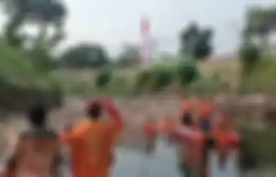 Upacara Pengibaran Bendera Merah Putih Digelar di Tengah Lautan Sampah, Kepala Dinas Lingkungan Hidup Kota Bekasi Ungkap Makna di Baliknya yang Tak Disangka-sangka
