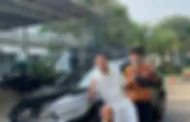 Raffi Ahmad Penuhi Janjinya, Ucok Baba Sumringah Saat Dapat Mobil Rp300 Juta