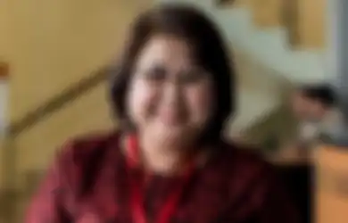 Tak Kapok 4 Kali Gagal Nikah, Pengacara Kondang Ini Lepas Status Janda di Usia 65 Tahun, Dipersunting Bule Italia!