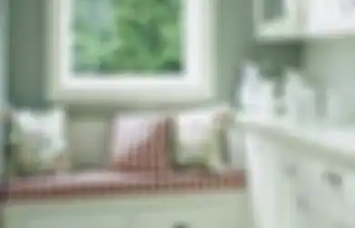 Ide Cantik Penataan Sofa Sudut dan Tema Ruang di Dekat Jendela