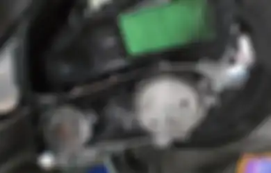 Tips Agar Tarikan Bawah Honda PCX 150 Kencang, Pakai Roller Ini