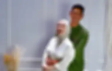 Jadi Idola Kaum Hawa, Aib Arya Saloka Dibongkar Sang Istri Lewat Sebuah Unggahan