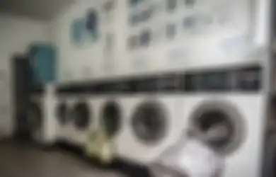 Hanya Coba-coba Masukkan Es Batu ke dalam Mesin Cuci, Wanita Ini Temukan Hal Mengejutkan Usai Mencuci
