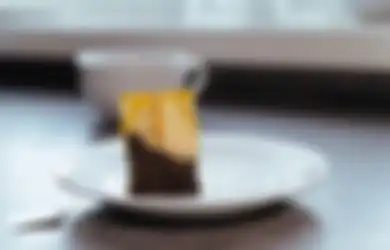 Kompres Mata dengan Kantong Teh Celup Dingin Sebelum Tidur Ternyata Punya Manfaat Tak Terduga, Jangan Kaget Bagian Tubuh Ini Rasakan Perubahan Menakjubkan