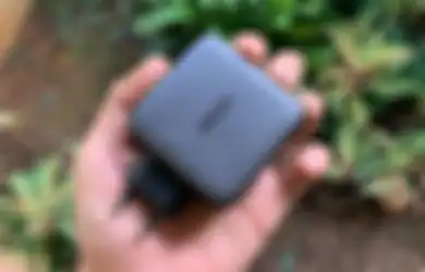 Review Charger Ugreen Gan X 100W, Ngecas Praktis Buat Segala Gadget