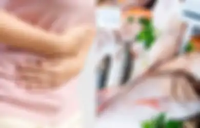 Para Wanita Wajib Tahu, Ternyata Makanan-makanan Enak yang Sering Tersedia di Meja Makan Orang Indonesia Bisa Menjadi Penyebab Kista, Nyesal Baru Tahu!