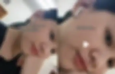 Bikin Heboh, Wanita Ini Nyelonong ke ATM Sambil Bawa Hewan Tak Biasa di Leher Saat Akan Setor Uang, Netizen Sebut Anti Begal Terampuh