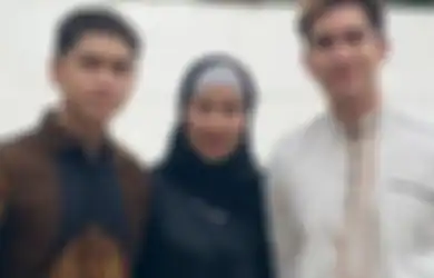 Bakal Dinikahi Ferry Irawan pada Tahun Depan, Athalla Naufal Blak-blakan Akui Sempat Diblock Venna Melinda, Kedua Anak Beri Restu untuk Sang Ibu?