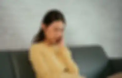 Gusi Berdarah Bikin Panik Bukan Main, Ternyata Ini 4 Penyebab yang Harus Diketahui