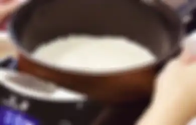 Penderita Diabetes Akhirnya Bernapas Lega, Kini Tinggal Cemplungkan Satu Bahan Ini Saat Masak Nasi Putih, Kalorinya Langsung Berkurang Drastis!
