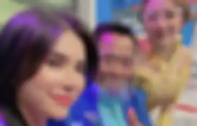 Astagfirullah! Masih Sempat Unggah Foto Bareng Wanita Cantik, Tukul Arwana Mendadak Dilarikan ke Rumah Sakit Usai Alami Kejadian Ini