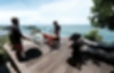 Erix Soekamti Ajak Musisi Rekaman Outdoor, Iwan Fals dan Fourtwnty Menikmati Bikin Lagu Dadakan di Alam 