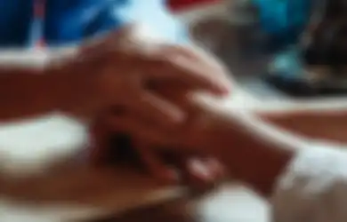 45 Tahun Berusaha Miliki Momongan, Wanita Ini Akhirnya Jadi Ibu Diusianya yang Sudah 70 Tahun, Terkuak Fakta Mengejutkan Dibalik Fenomena Langka Ini!