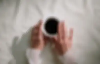 Siapa Bilang Cuma Diminum, Kopi Ternyata Bisa Dipakai Buat Keramas loh, Jangan Kaget Jika Rambut Impianmu Jadi Kenyataan