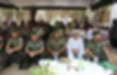 Foto Mantan Panglima FPI Bareng Tommy Soeharto Muncul, Ini Alasan Tangan Kanan Habib Rizieq Lolos dari Kasus Penganiayaan Muhammad Kece