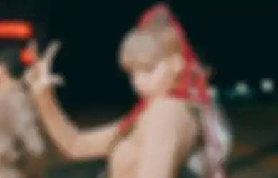 Lisa BLACKPINK Minta Maaf Usai Kena Kecaman Soal Rambut Kepangnya di Video Klip Money