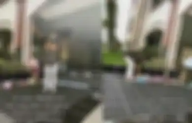 Anak Pemilik Hotel dan Resort, Identitas Pemuda Misterius yang Rapikan Sandal Jamaah Masjid di Ciater Terbongkar, Bukan Sosok Sembarangan