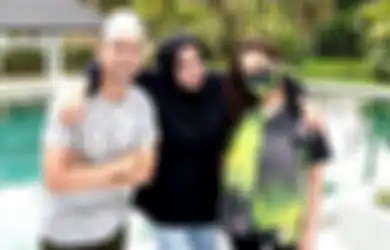 Blak-blakan di Depan Ibu Mertua, Raffi Ahmad Justru Punya Doa Nyeleneh untuk Calon Buah Hatinya Saat Nagita Slavina Hamil Tua, Mama Rieta Sampai Tak Terima
