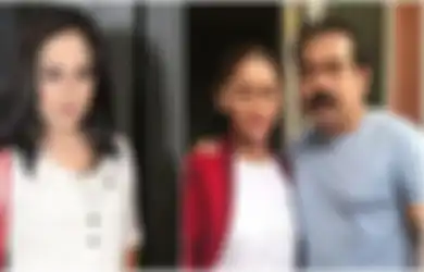 Ingat Titin Kharisma yang Ngaku-ngaku Dihamili Suami Inul Daratista? Kariernya Hancur Gara-gara Diboikot, Sang Biduan Kini Banting Tulang Jualan Ini Demi Sesuap Nasi