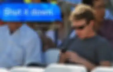 Efek FB, IG dan WA Down Bikin Saham Medsos Milik Mark Zuckerberg Anjlok