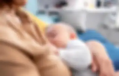 Niat Hati Menyusui Sambil Tiduran, Ibu Ini Nyaris Kehilangan Bayinya, Ending Kisahnya Bikin Ngelus Dada!