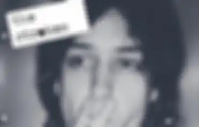 Alex Turner Ingin Gabung ke The Strokes, Julian Casablancas Malah Pengen Join Arctic Monkeys
