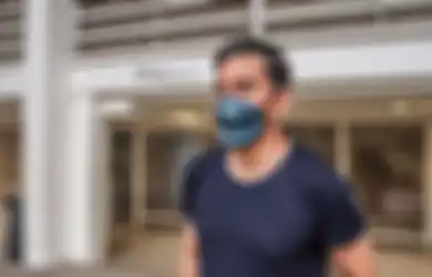 Biasa Dielu-elukan Jadi Suami Idaman, Darius Sinathrya Kena Cibir Netizen Usai Bongkar Aib Tamu yang Tidur di Hotel Sedang Berhubungan Intim