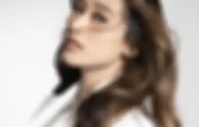 Mau Challenge Diri Sendiri, Amanda Caesa Bikin Lagu Bahasa Indonesia Pertama