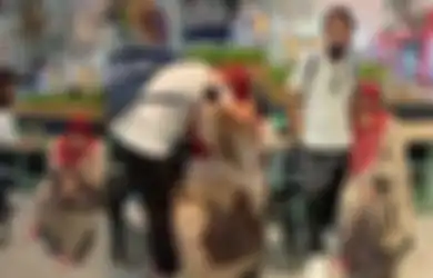 Sekian Lama Tak Bertemu, Seorang Ibu Pangling dan Tak Mengenali Putranya yang Dulu Bobotnya 110 Kg  Berubah Drastis, Terungkap Fakta Mengejutkan Dibaliknya