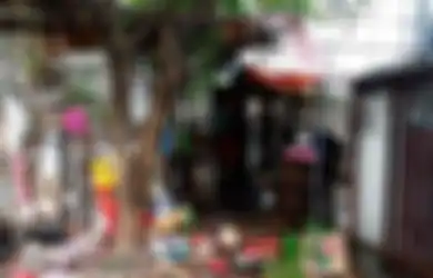 Hidup Sebatang Kara di Gubuk Reyot, Kondisi Nenek Ini Buat Prihatin Warga Setelah 2 Hari Tak Keluar Rumah, Ternyata Hal Mengejutkan Ini yang Sebenarnya Terjadi!