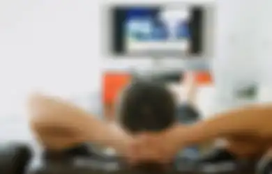 4 Cara Tentukan Jarak Ideal Menonton TV, Aturan 20-20-20 Apa Artinya?