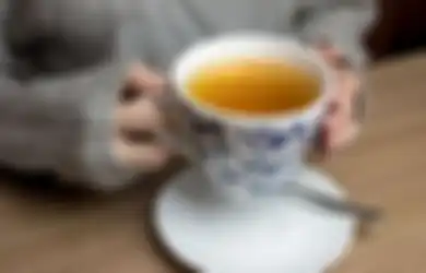 Bukannya Melarang, Minum Teh Ditemani Deretan Kudapan Favorit Ini Ternyata Bisa Membahayakan Tubuh, Efeknya Fatal!