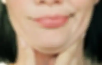 TIPS HIDUP Hilangkan Double Chin Cuma Modal Minyak Zaitun, Begini Cara Pijat yang Benar Agar Tak Tambah Parah