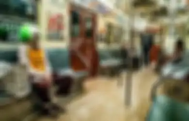 Mengerikan! Dikira Aksi Perayaan Halloween, Penumpang Kereta di Jepang Mendadak Kocar Kacir Saat Sosok 'Joker' Muncul dan Lakukan Serangan Membabi Buta