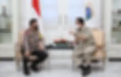 Foto Polisi Minta Sekarung Bawang Diunggah Kapolda Metro Jaya, Netizen Kesempatan Ngadu Masalah Baru: Gimana Anggota Kucing-kucingan di Tomang?