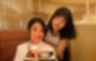 Foto Terakhir Vanessa Angel Bikin Ussy Sulistiawaty Histeris, Ini Alasan Jenazah Ibunda Gala Sky Dimakamkan Satu Liang Lahat dengan Pasangan Abadinya